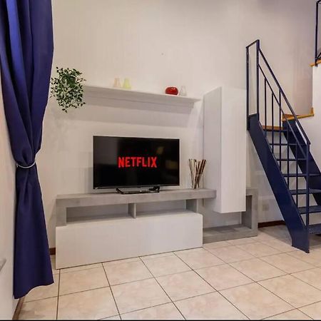 Luxury Loft On The Duomo Wifi & Netflix Apartment Milan Bagian luar foto