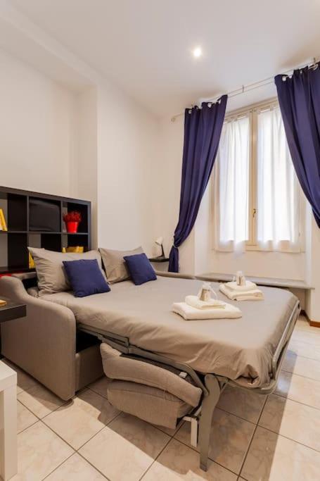 Luxury Loft On The Duomo Wifi & Netflix Apartment Milan Bagian luar foto