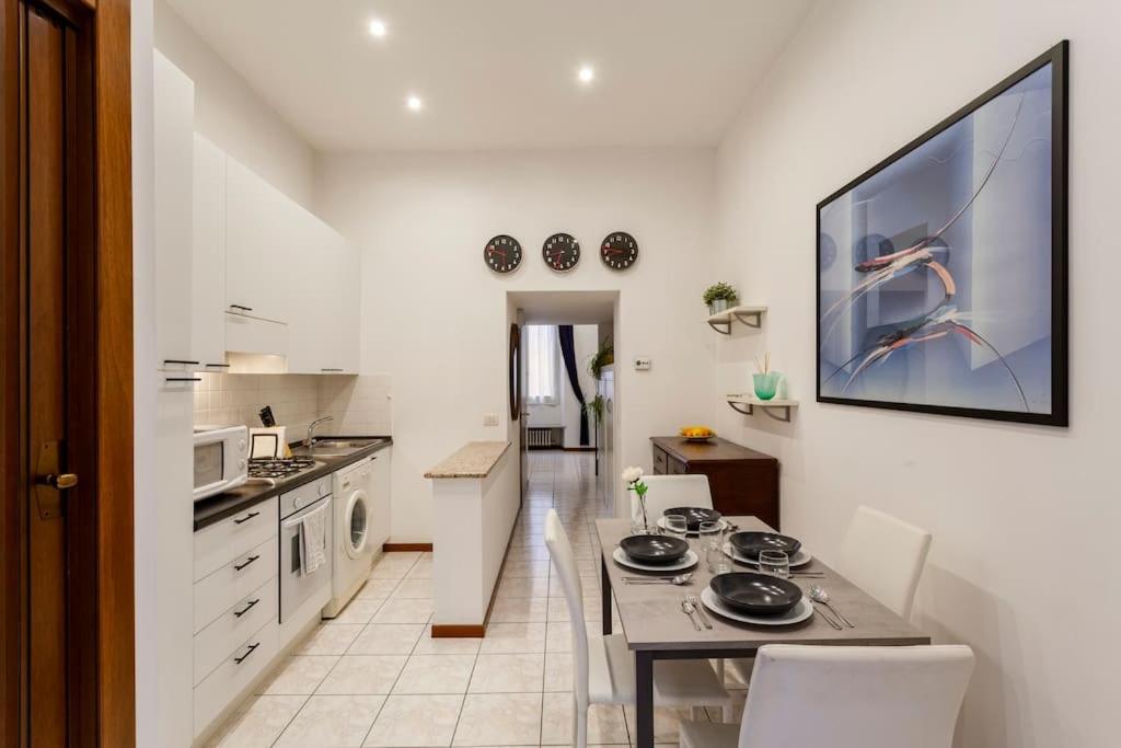 Luxury Loft On The Duomo Wifi & Netflix Apartment Milan Bagian luar foto